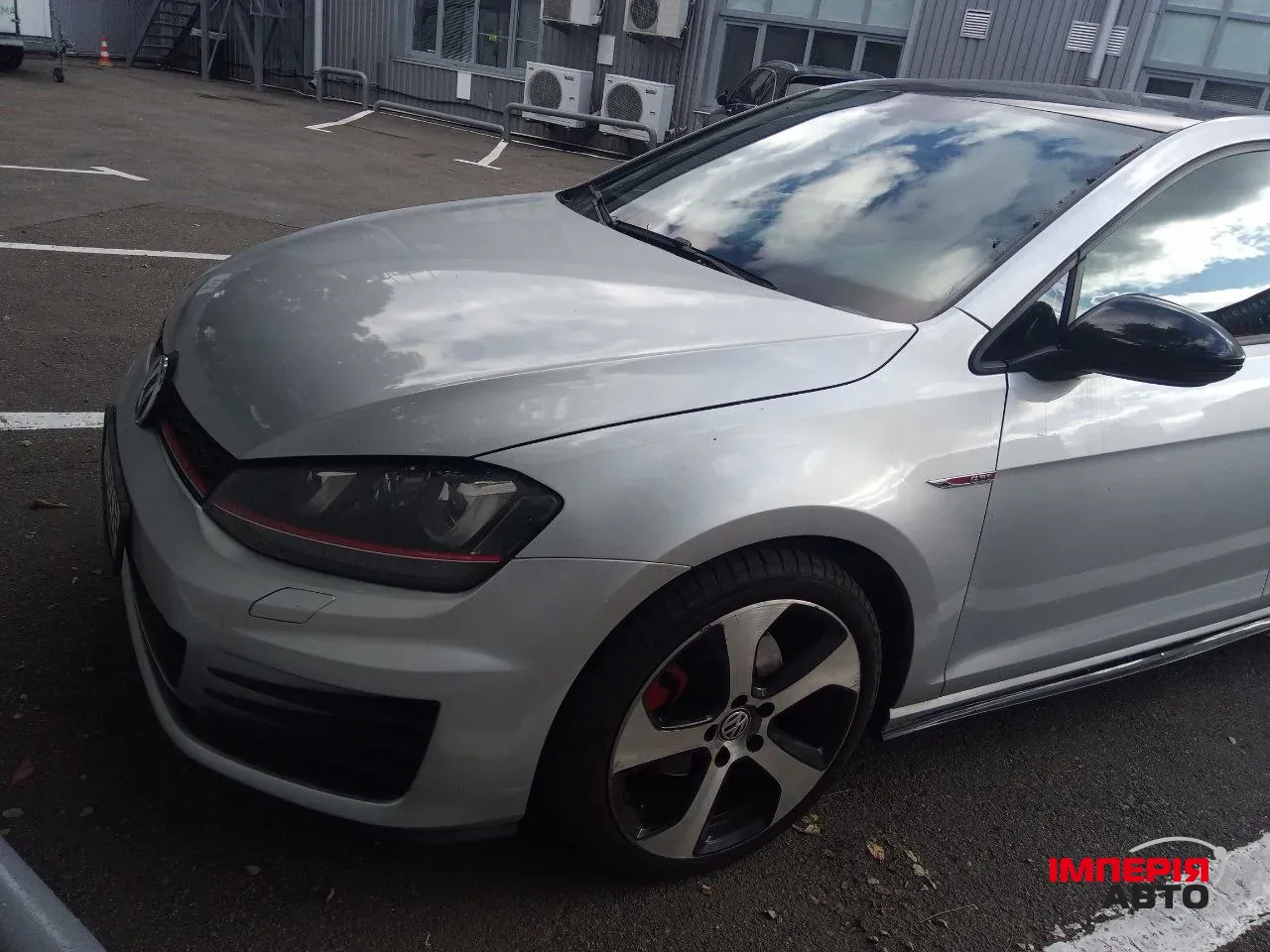 Volkswagen Golf GTI - фото 1