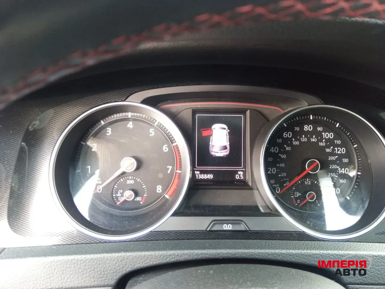 Volkswagen Golf GTI - фото 11