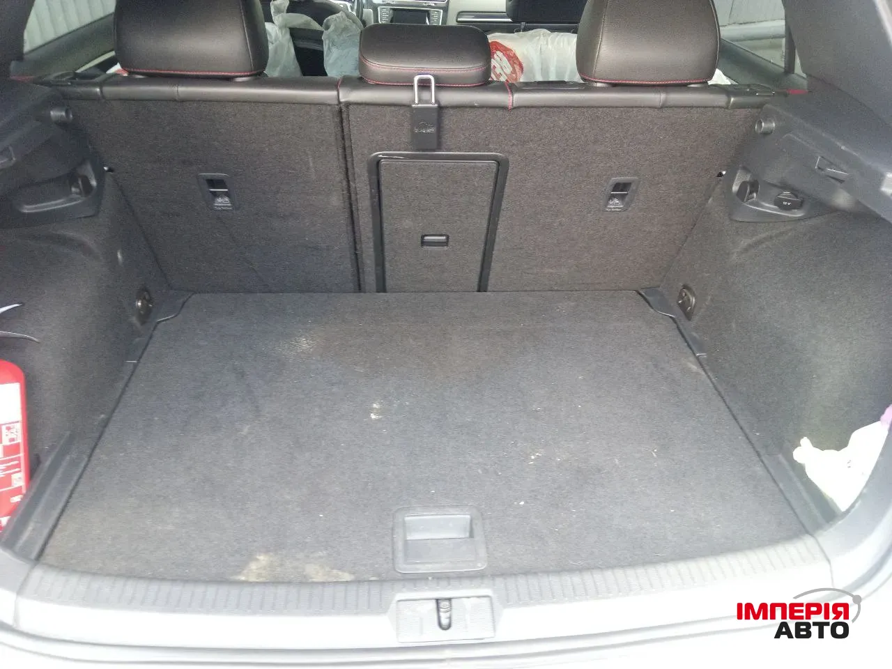 Volkswagen Golf GTI - фото 17