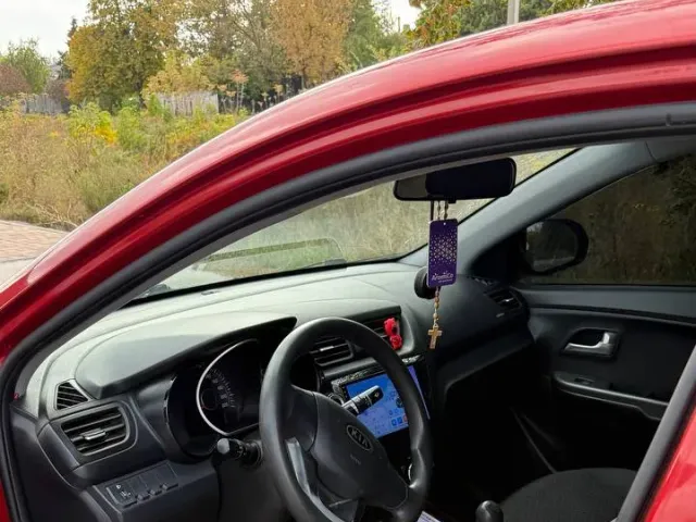 Kia Rio - фото 2