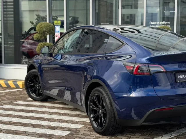 Tesla Model Y - фото 5