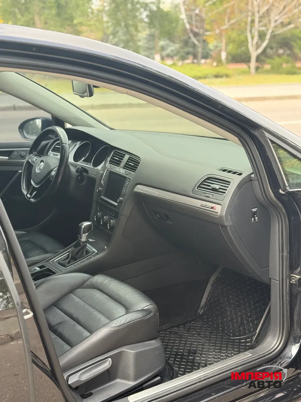 Volkswagen Golf - фото 10