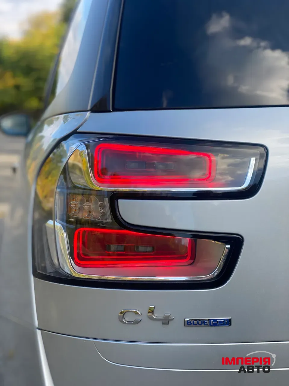 Citroen C4 Picasso - фото 4