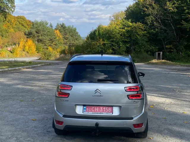 Citroen C4 Picasso - фото 3