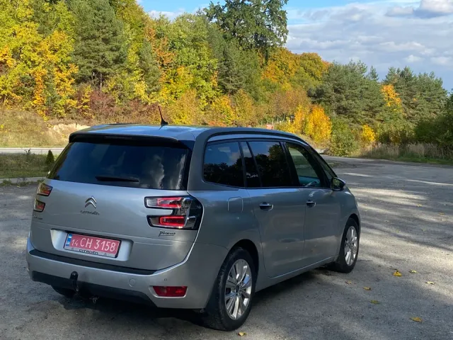 Citroen C4 Picasso - фото 2