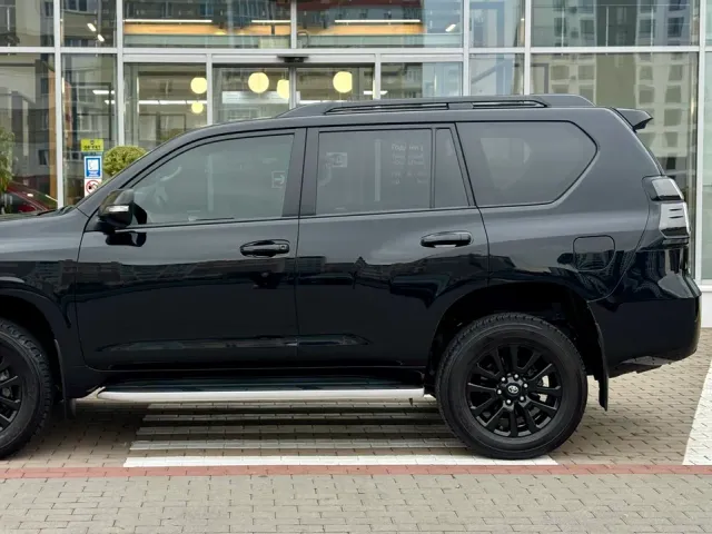 Toyota Land Cruiser Prado - фото 3