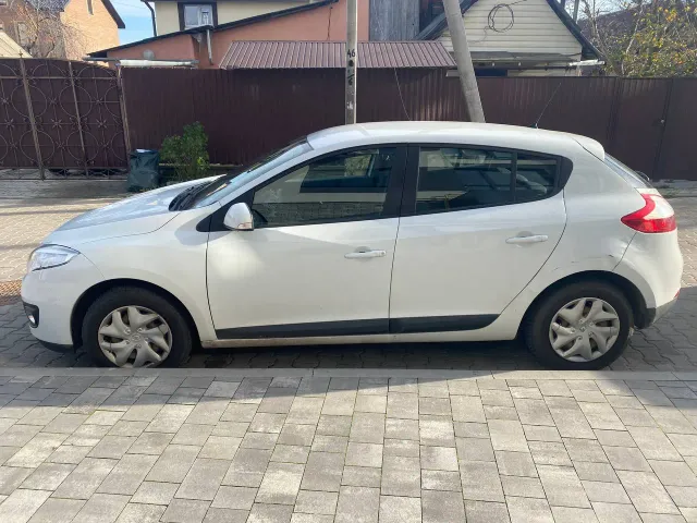 Renault Megane - фото 3