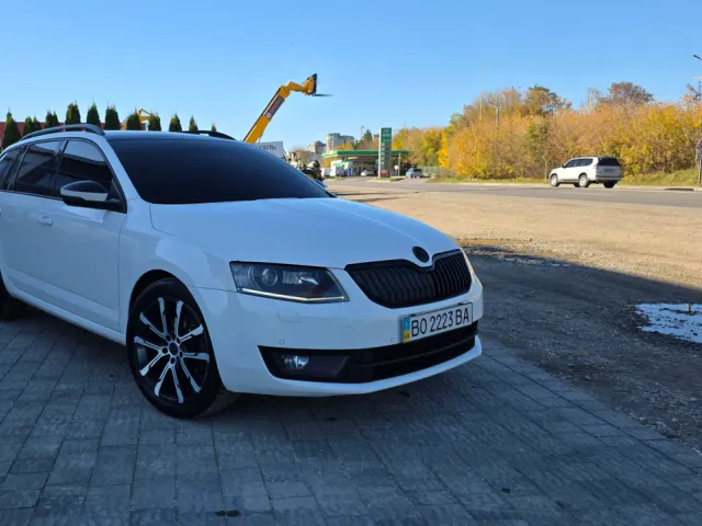 Skoda Octavia - фото 1