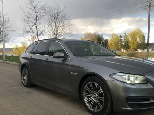 BMW 5 серії - фото 1