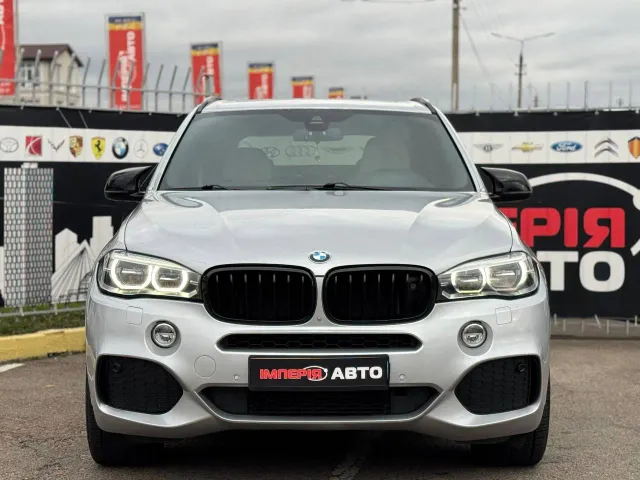 BMW X5 - фото 2