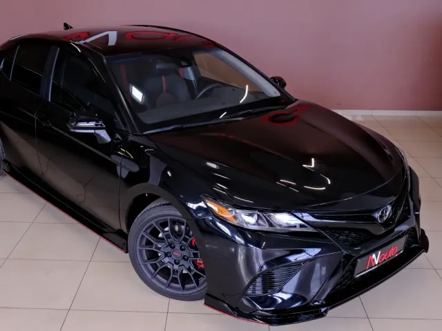 Toyota Camry - фото 4