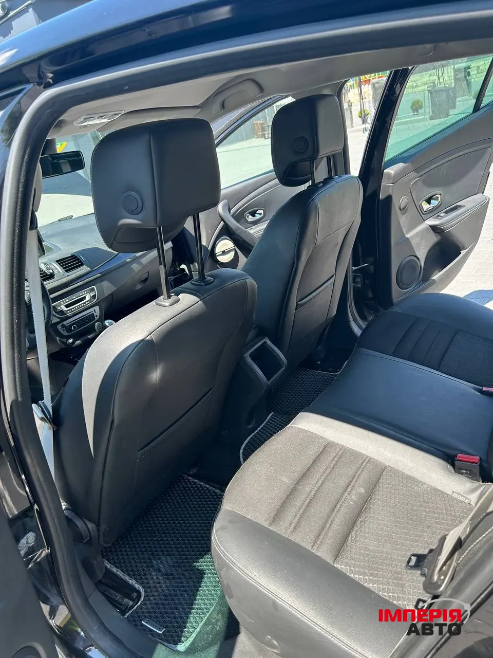 Renault Megane - фото 9