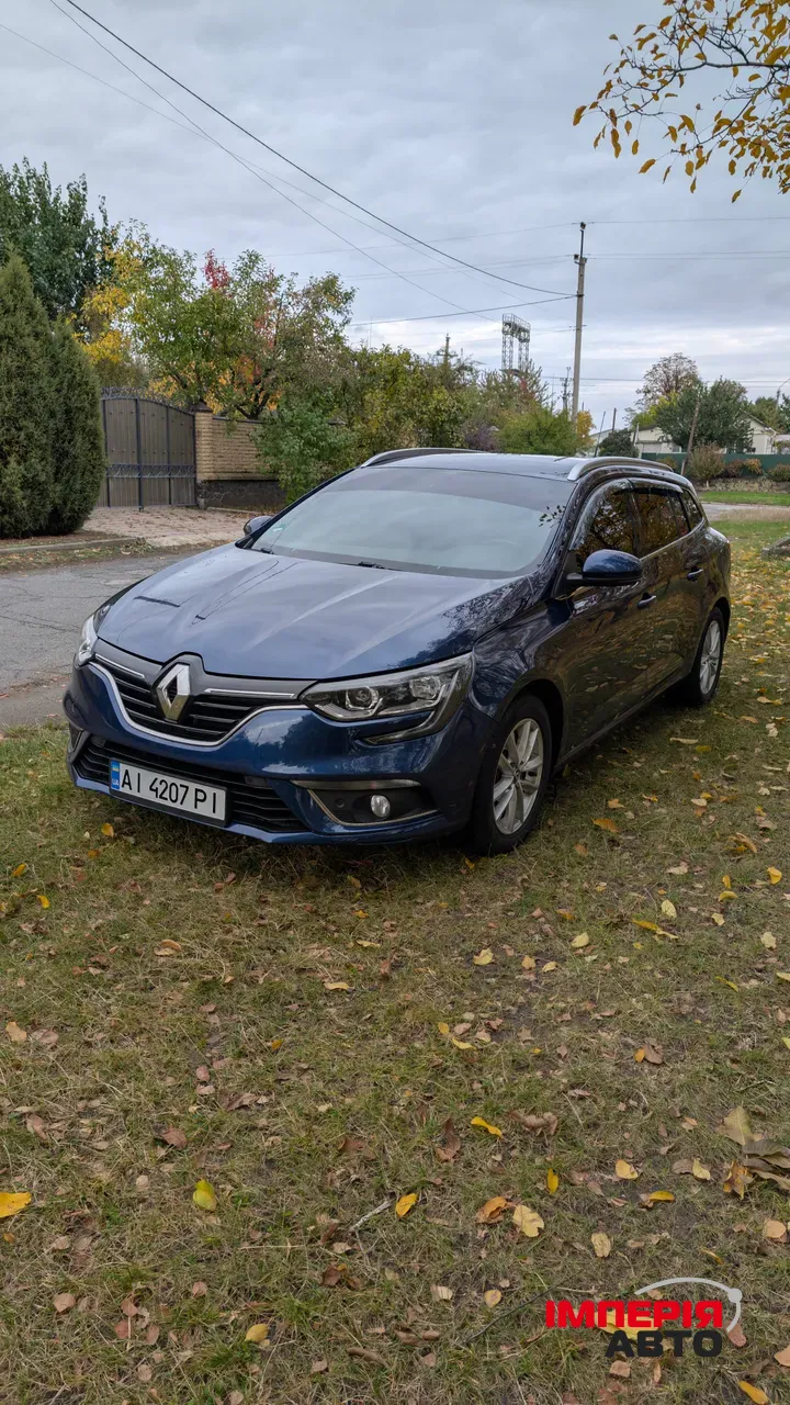 Renault Megane - фото 1