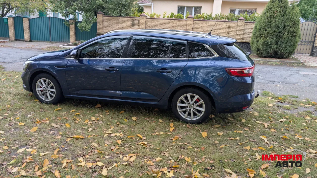 Renault Megane - фото 9
