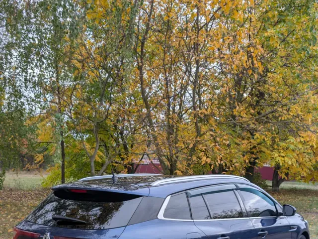 Renault Megane - фото 4