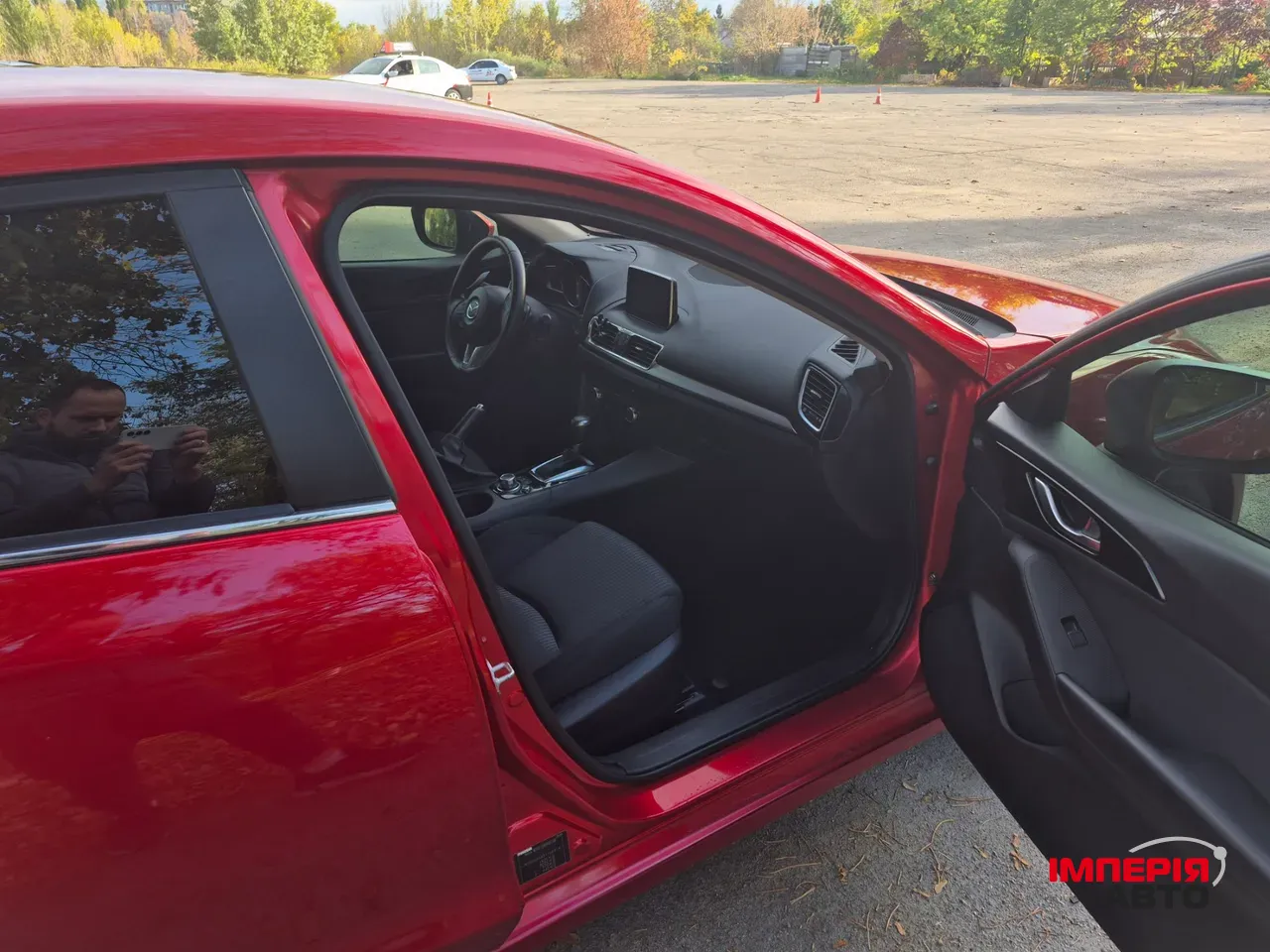 Mazda 3 - фото 5