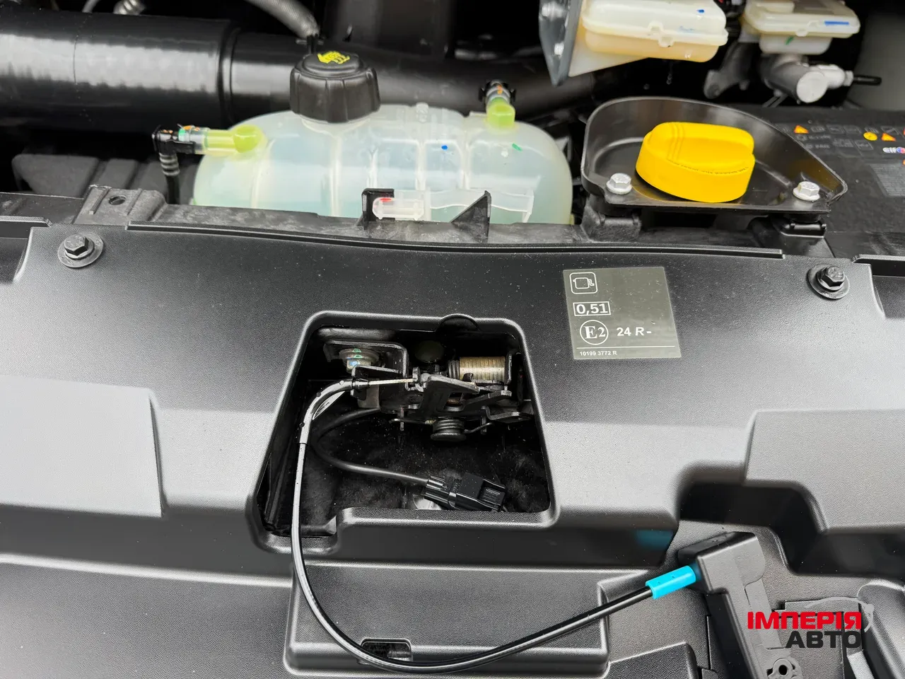 Renault Trafic - фото 39