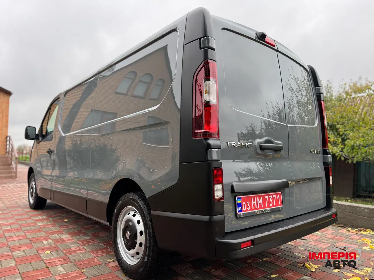 Renault Trafic - фото 7