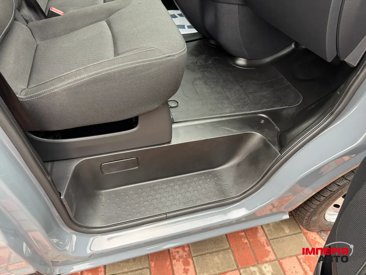 Renault Trafic - фото 22