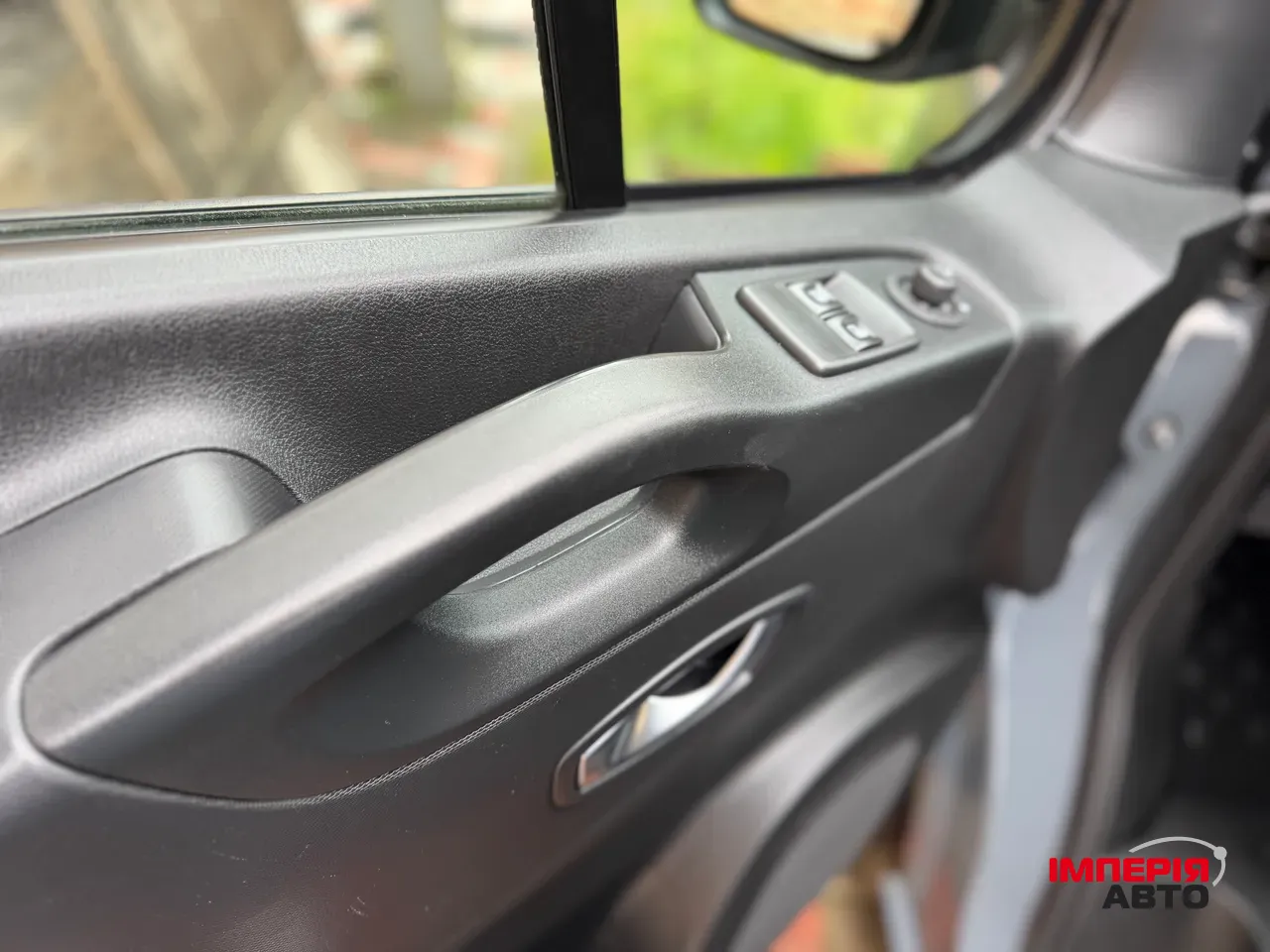 Renault Trafic - фото 47