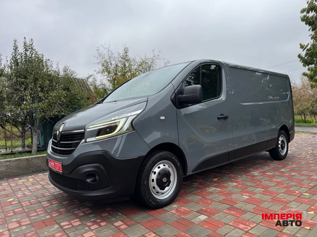 Renault Trafic - фото 4