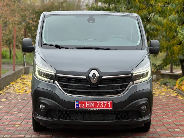 Renault Trafic - фото 3