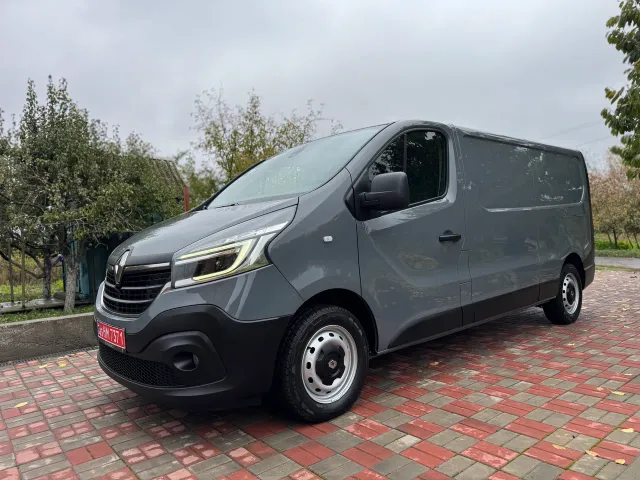 Renault Trafic - фото 4