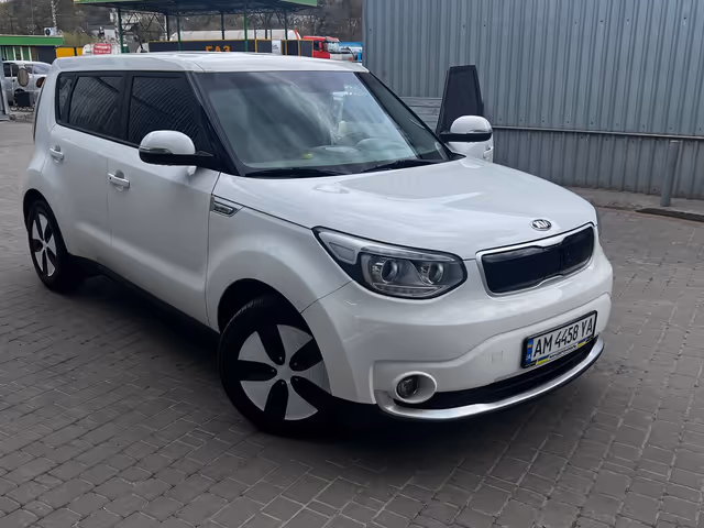 Kia Soul EV - фото 2