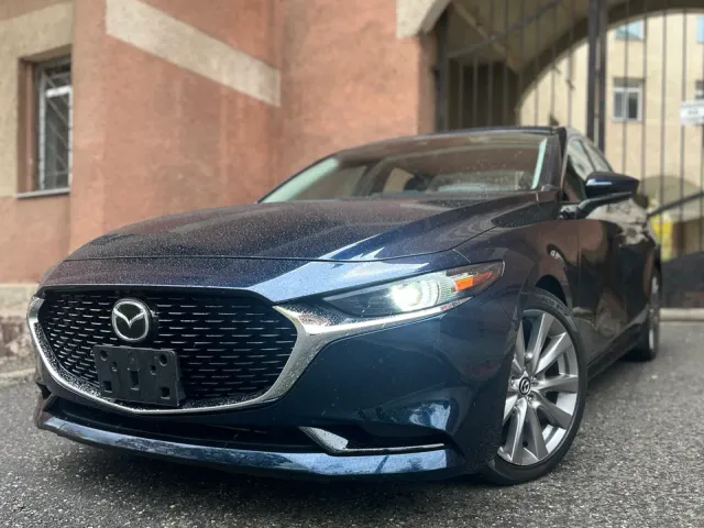 Mazda 3 - фото 3