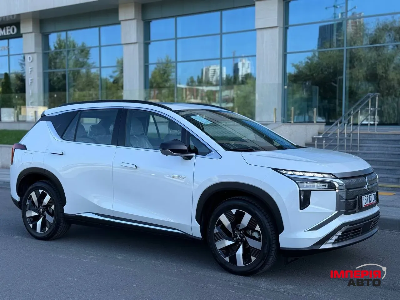 Mitsubishi Airtrek - фото 1