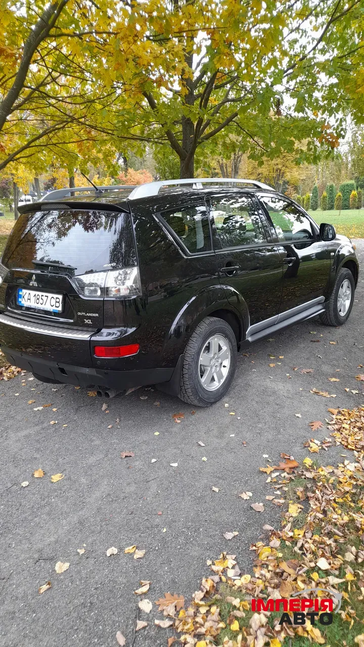 Mitsubishi Outlander - фото 7