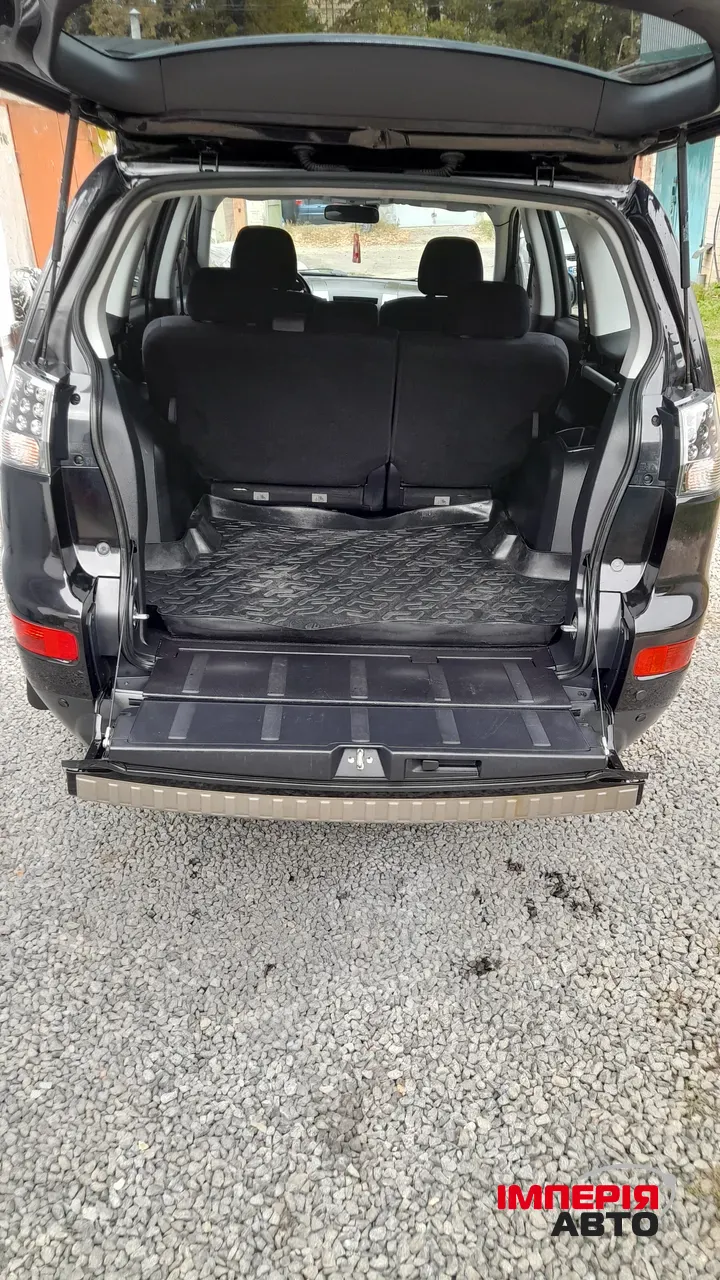 Mitsubishi Outlander - фото 20