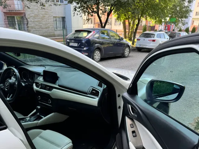 Mazda 6 - фото 5
