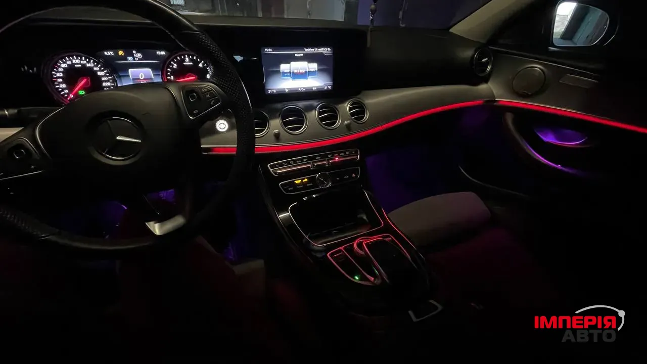 Mercedes-Benz E-Класс - фото 39