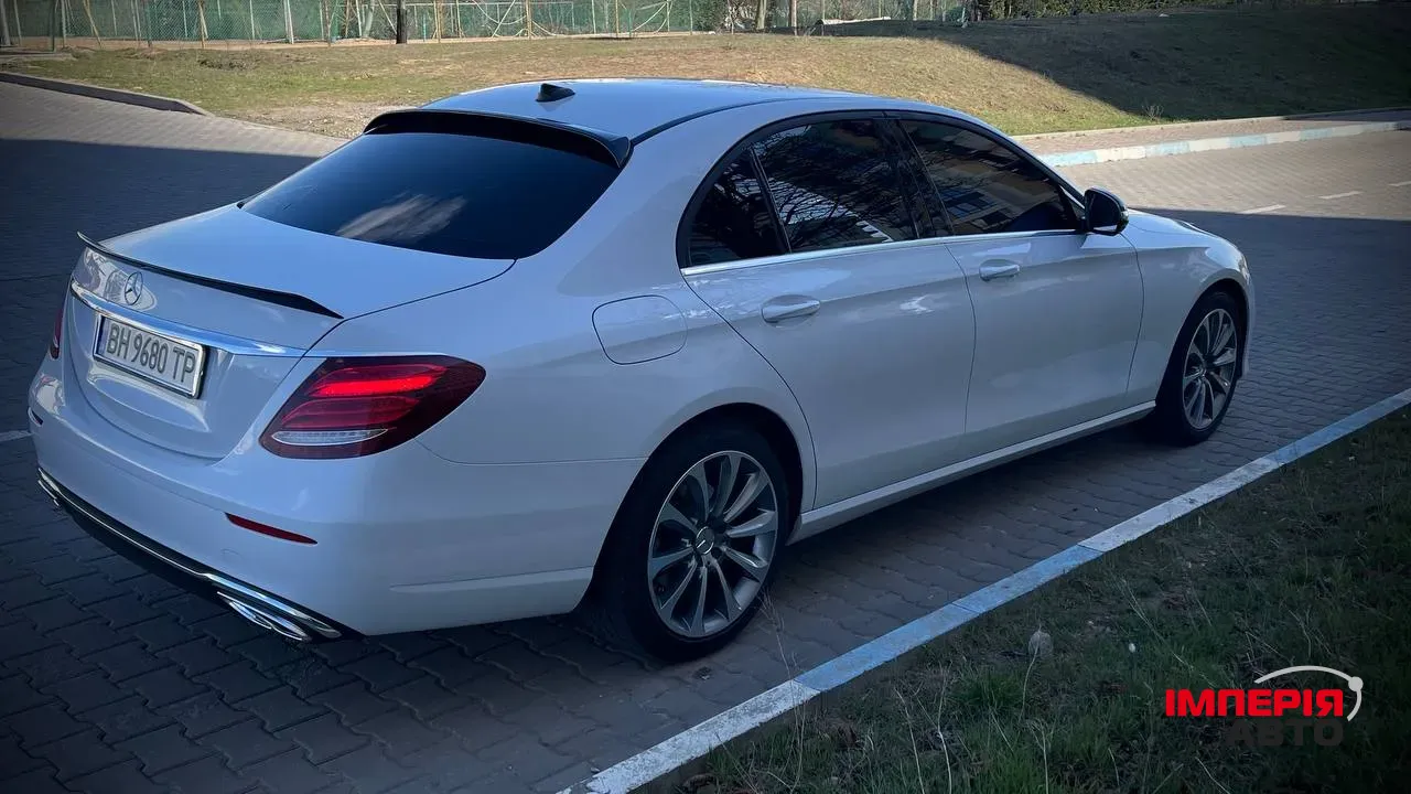 Mercedes-Benz E-Класс - фото 9