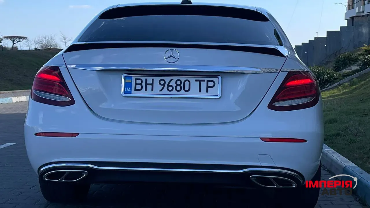 Mercedes-Benz E-Класс - фото 7