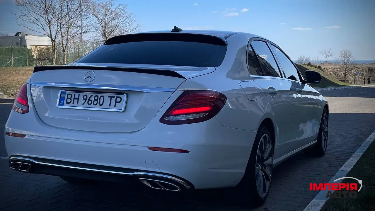 Mercedes-Benz E-Класс - фото 10