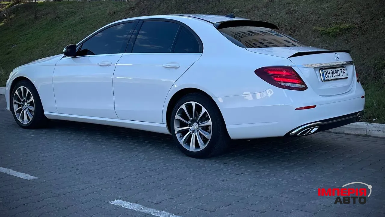 Mercedes-Benz E-Класс - фото 11
