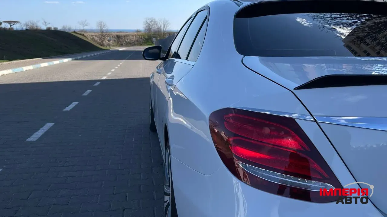 Mercedes-Benz E-Класс - фото 6