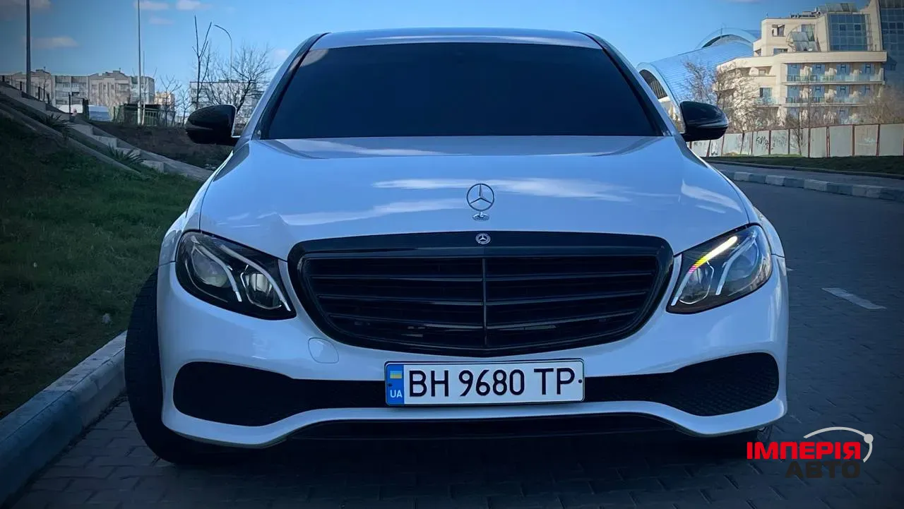 Mercedes-Benz E-Класс - фото 1