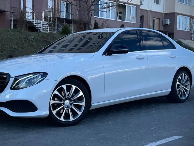 Mercedes-Benz E-Класс - фото 2