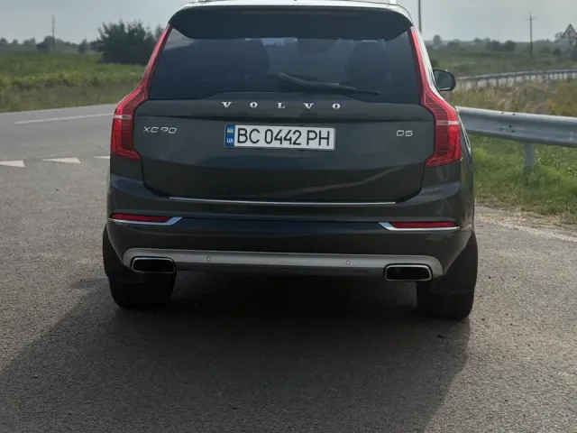 Volvo XC90 - фото 4
