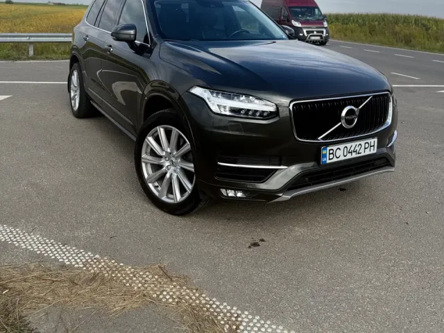 Volvo XC90 - фото 3