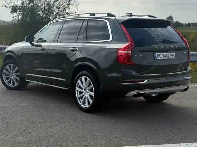 Volvo XC90 - фото 5