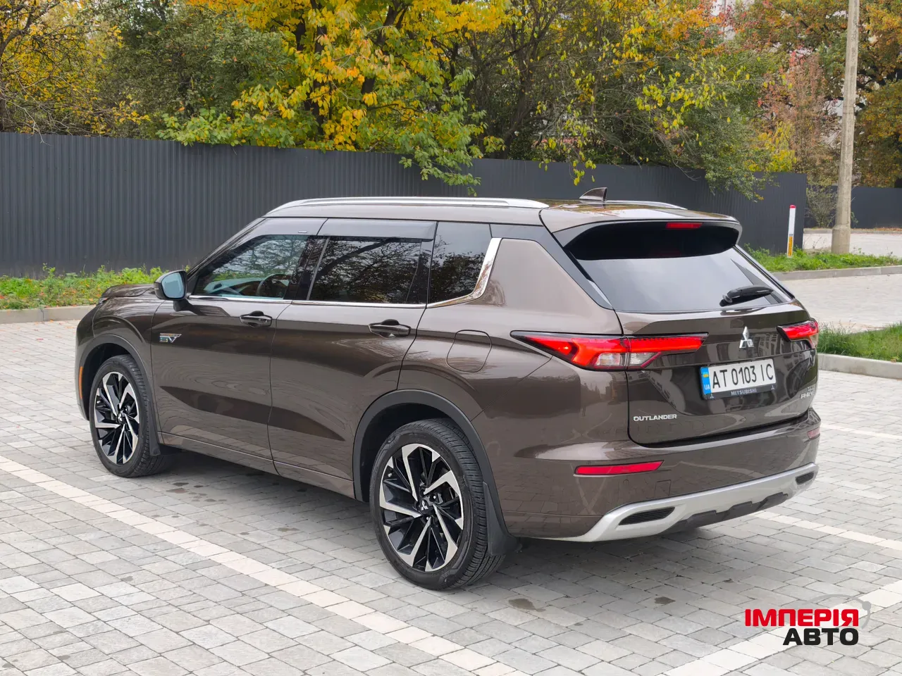 Mitsubishi Outlander - фото 10