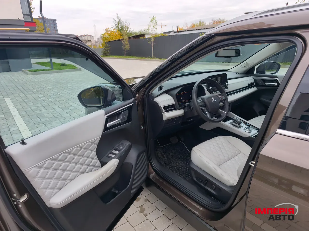 Mitsubishi Outlander - фото 30