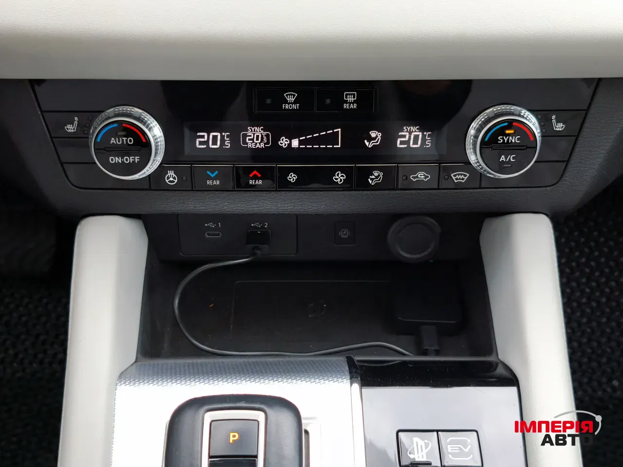 Mitsubishi Outlander - фото 52