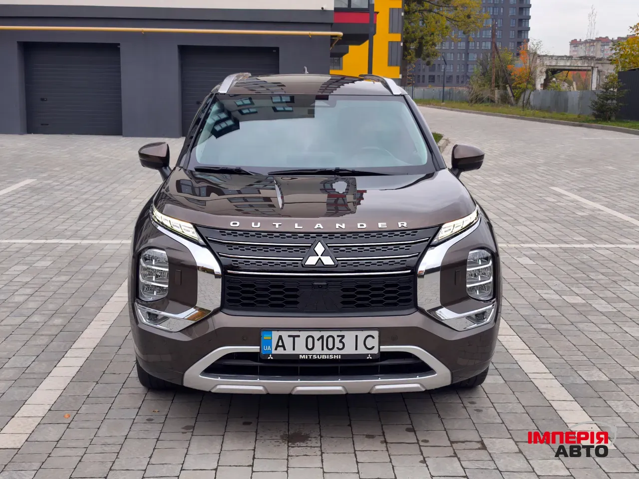 Mitsubishi Outlander - фото 4