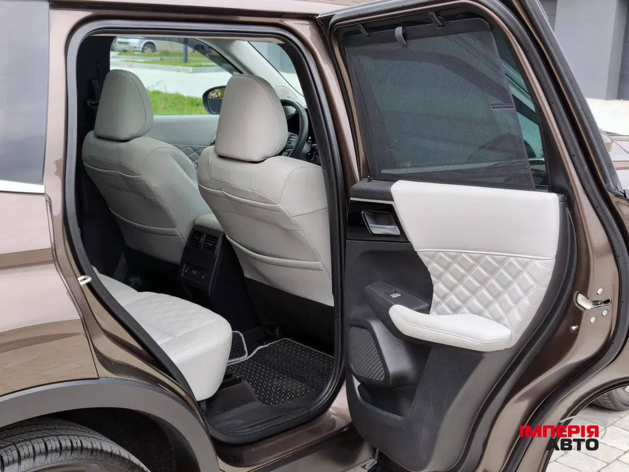 Mitsubishi Outlander - фото 69