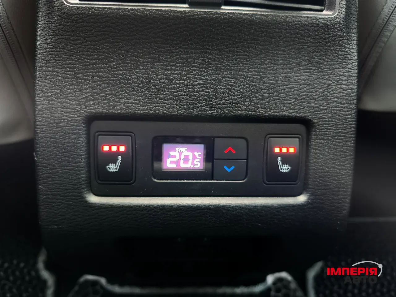 Mitsubishi Outlander - фото 61